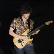 Jeune, passionné et formé, je souhaite plus que tout partager mon expérience musical